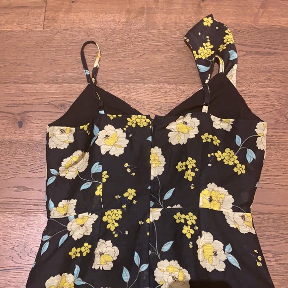 Cupcakes and cashmere cute floral dress, size 4 - Picture 4 of 8